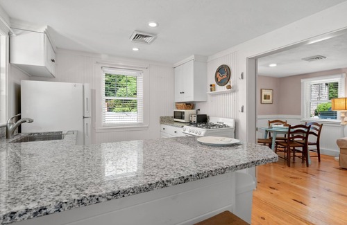 East Sandwich House | Charming two bedroom just a short walk from East Sandwich Beach
