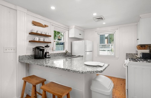 East Sandwich House | Charming two bedroom just a short walk from East Sandwich Beach