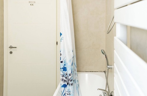 Marghera Apartment | Charming Two Bedroom Apartment