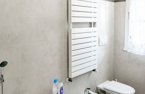 Marghera Apartment | Charming Two Bedroom Apartment