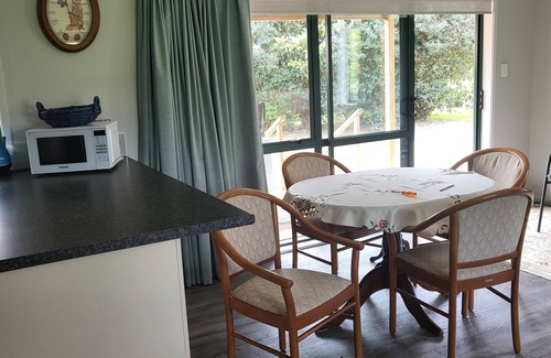 Waitao Cottage | Charming Two-Bedroom Cottage in a peaceful Country Setting