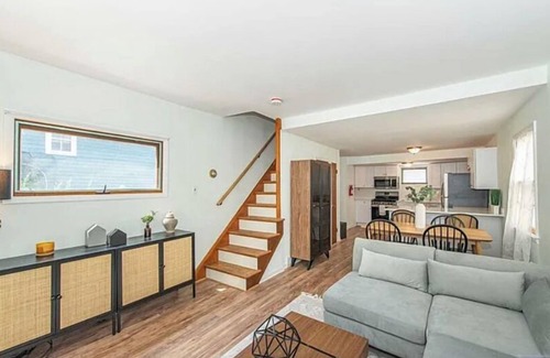 Mount Tabor House | Charming 2-bedroom house with AC, WiFi in delightful Parsippany-Troy Hills