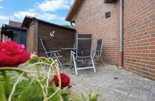 Fedderwardergroden Apartment | Charming vacation apartment "Möwenschiet" in Wilhelmshaven-North for small families.
