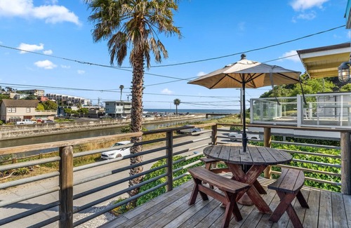 Aptos House | Charming Vacation Retreat