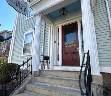 Historic Hill Hotel | Charming Victorian Home Downtown Newport