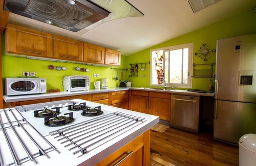 Petite-ÃŽle Villa | Charming villa for 6 adults and 2 children