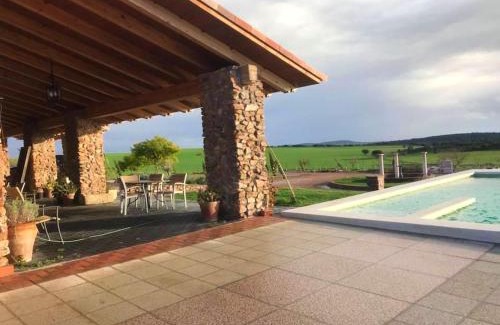 Fernan Caballero Villa | Charming Villa in Fernán Caballero with Private Pool