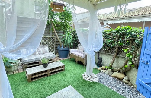 Portiragnes Villa | Charming villa in residence with swimming pool