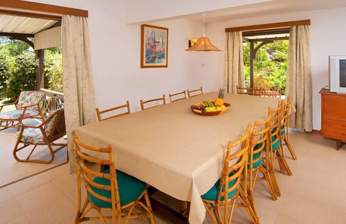Trou d'Eau Douce Villa | Charming villa, beachfront, family welcome, very good price