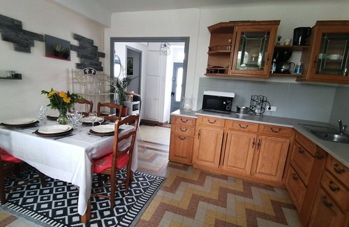 Varennes-sur-Fouzon Cottage | Charming Village House with Private Spa, Bikes, Near Zoo and Chateau