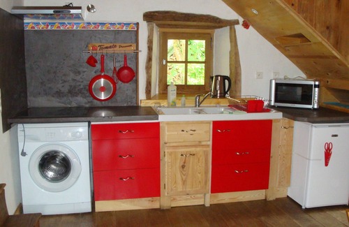 Domaize House | Charming village house surrounded by beautiful nature