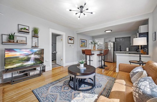 Fort Collins House | Charming Vintage Cottage with Hot Tub & Free Bikes!
