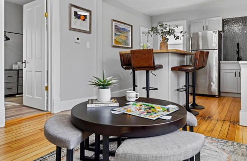Fort Collins House | Charming Vintage Cottage with Hot Tub & Free Bikes!