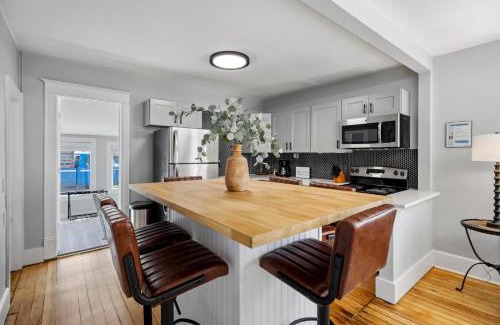 Fort Collins House | Charming Vintage Cottage with Hot Tub & Free Bikes!