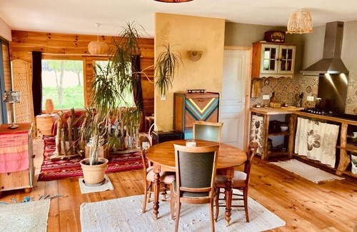 Saint-Julien-en-Born House | Charming wooden bohemian chalet for 2/3 guests near Contis