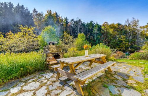 Waitsfield House | Charming Waitsfield Escape 10 Mi to Sugarbush!