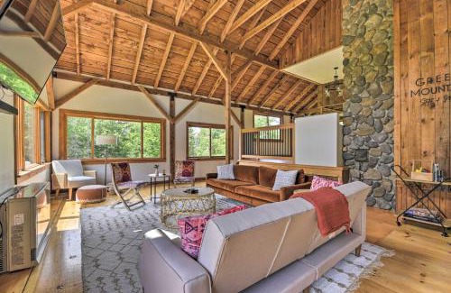 Waitsfield House | Charming Waitsfield Escape 10 Mi to Sugarbush!