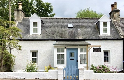 Glenlivet Cottage | Charming Waterside Cottage in the heart of Speyside
