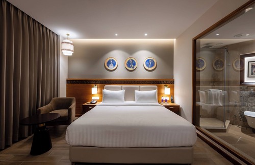 Leh Hotel | Charmwood Hotel