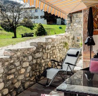 Valchava Apartment | Chasa Curtins