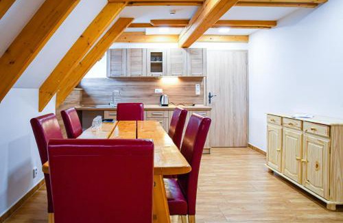 Ostravice Cabin | Chata Emil Zatopek - Maraton - Lysa Hora
