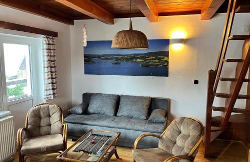 Karlovy Dvory House | Chata Hůrka