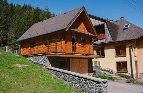 Vernar Ski Chalet | Chata JÚLIA