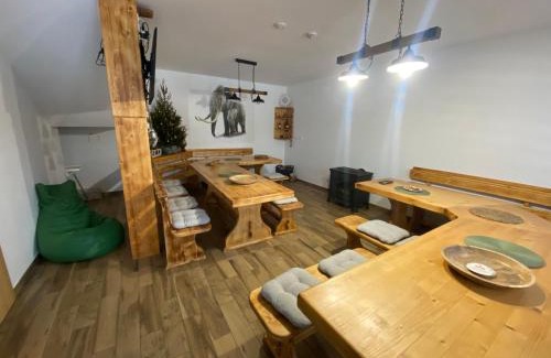 Loucna Pod Klinovcem Ski Chalet | Chata Mamutka-New