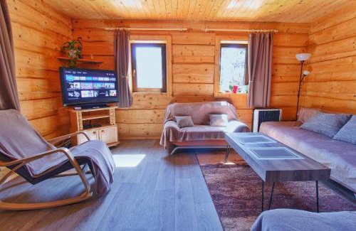 Necpaly House | Chata pri Kaštieli