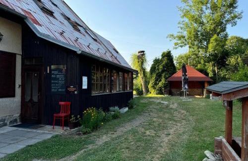 Turcianske Jaseno House | Chata Stará škola Hôrka