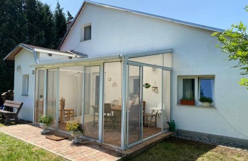 Tremesne House | Chata za hubičku