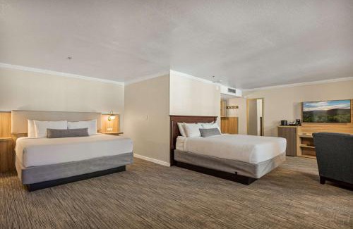 Big Bear Lake Hotel | Chateau Big Bear Boutique Hotel, BW Signature Collection