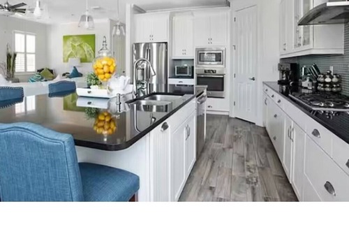 Apollo Beach House | Chateau Blue Haven 3-bed 3 Bath in amazing Sunny Apollo Beach w/pool, bar, gym.