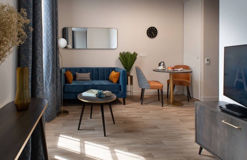 Pin-Balma Hotel | Chateau Camas