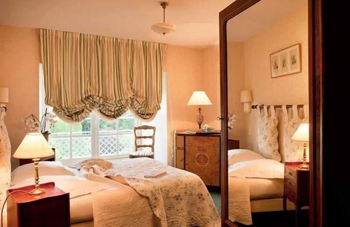Maulevrier Hotel | Chateau Colbert