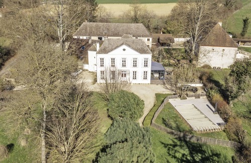 Palleau House | Château de Palleau with pool, spa and garden