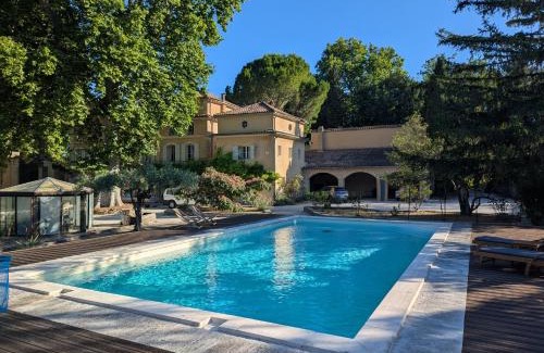 Mazan Villa | Chateau du Jonquier