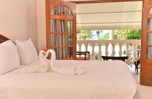 Montego Bay House | Chateau Margarita JA