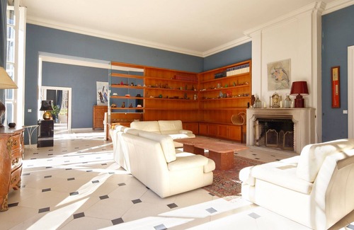 Rochefort-en-Yvelines House | CHÂTEAU NEAR PARIS YVELINES