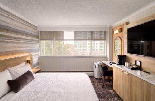 Downtown Victoria Hotel | Chateau Victoria Hotel & Suites