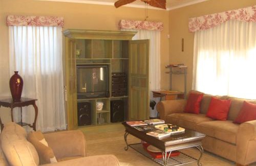 Montego Bay Villa | Chatham Cottage