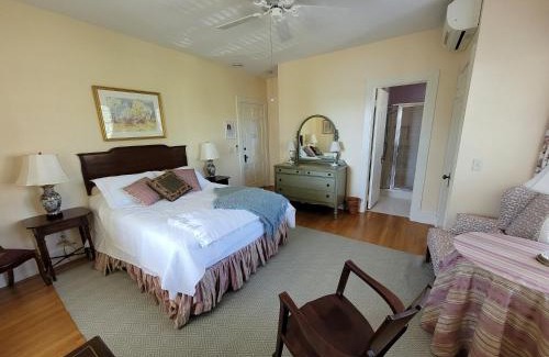 Chautauqua Bed & Breakfast | Chautauqua Women's Club