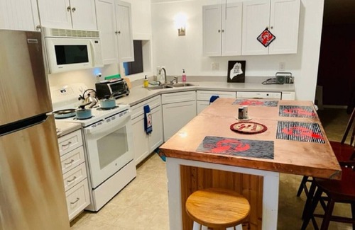 Five Islands House | Cheerful 2 bedroom cottage in Georgetown, ME