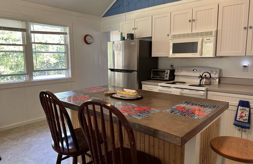 Five Islands House | Cheerful 2 bedroom cottage in Georgetown, ME