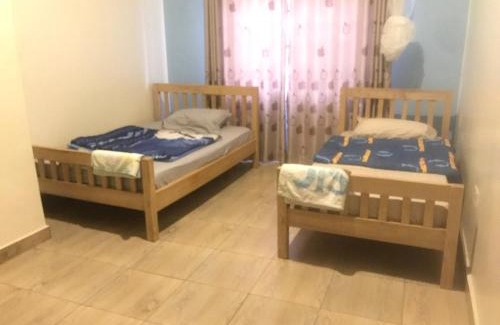 Kampala House | Cheerful 3 Bedroom house with ample parking space.