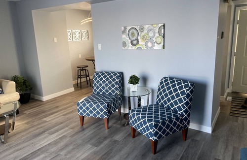 Lethbridge House | Cheerful 3-bedroom townhouse with free parking.
