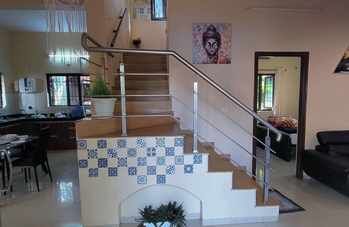 Nagoa Villa | Cheerful 3 bedroom villa with swimming pool