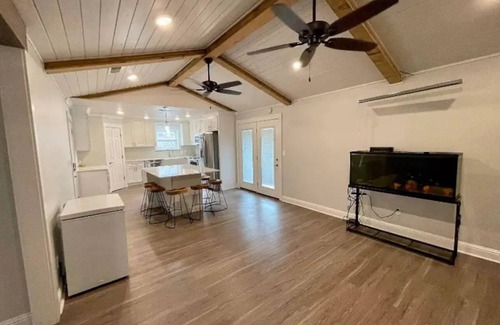 Morgan City House | Cheerful 4-Bedroom home with free parking