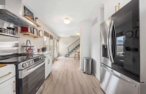 Chelan House | Chelan Avenue