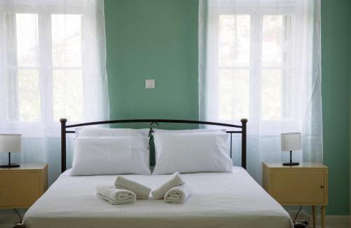 Kontos Apartment | Cheloni Manor House